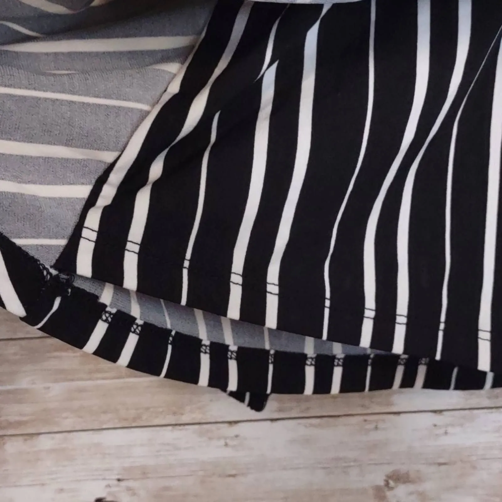 Alfani Striped Surplus Petite Top PM Black White
