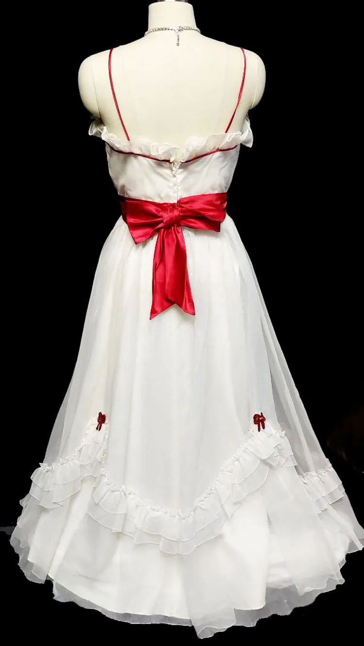 *BEAUTIFUL & UNIQUE VINTAGE '60s SPARKLING RED SEQUIN BEADED HEARTS SWEETHEART NECKLINE FORMAL FLOUNCE PROM GOWN / EVENING GOWN
