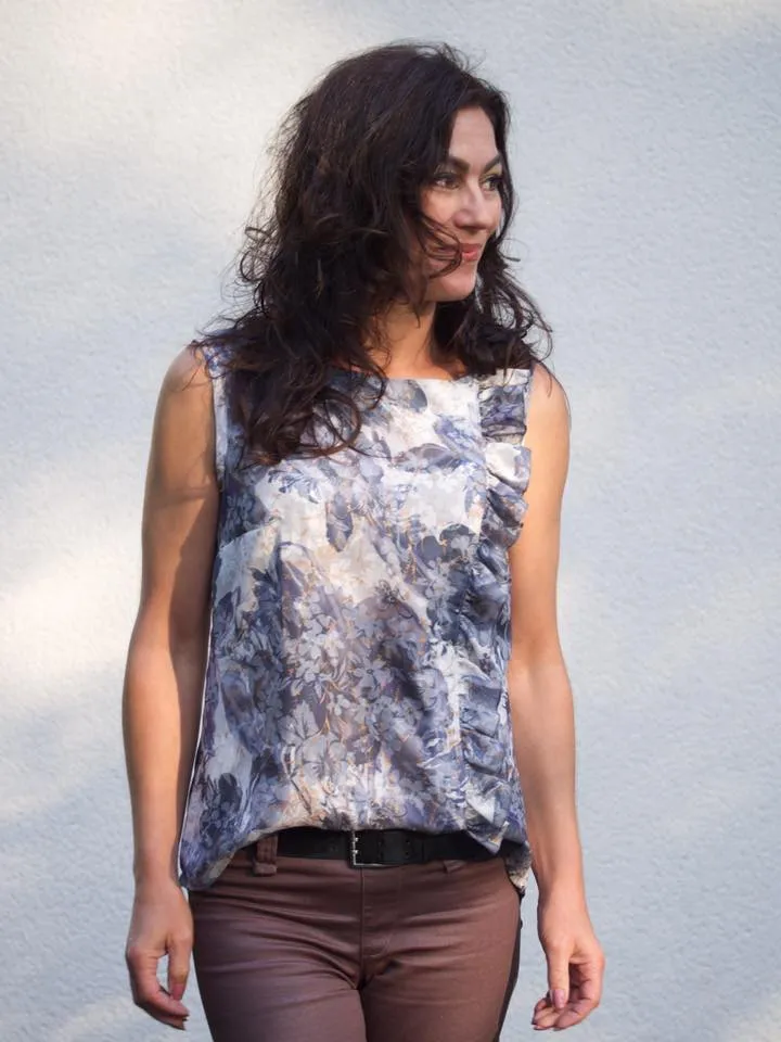 Greta - Bluse mit versetzter Knopfleiste