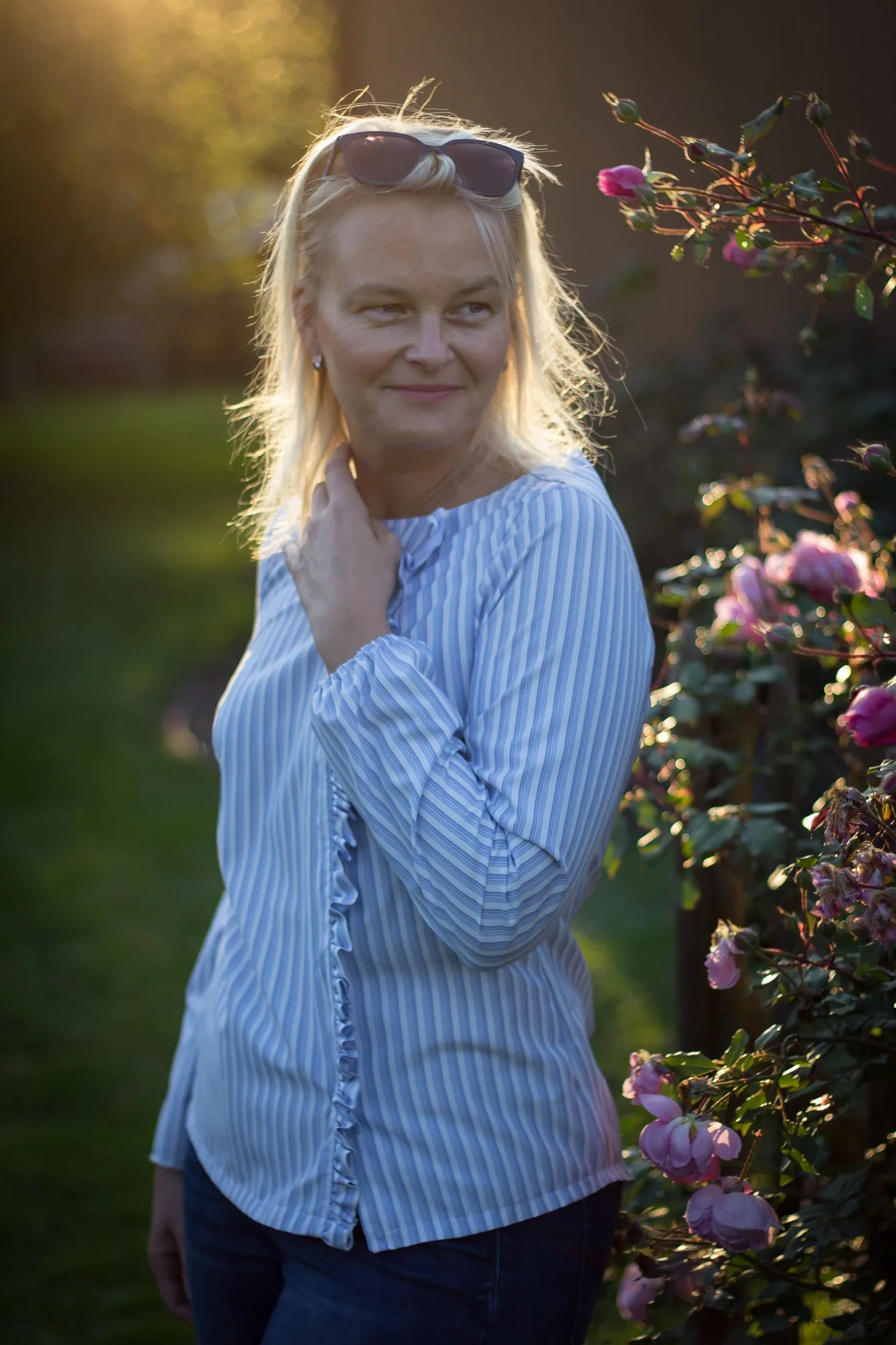 Greta - Bluse mit versetzter Knopfleiste