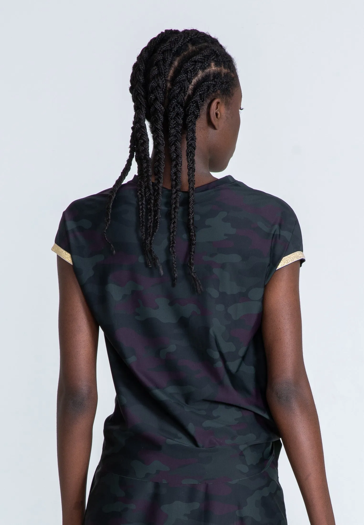 Queen Knot Sport Top Gold - Green Camo