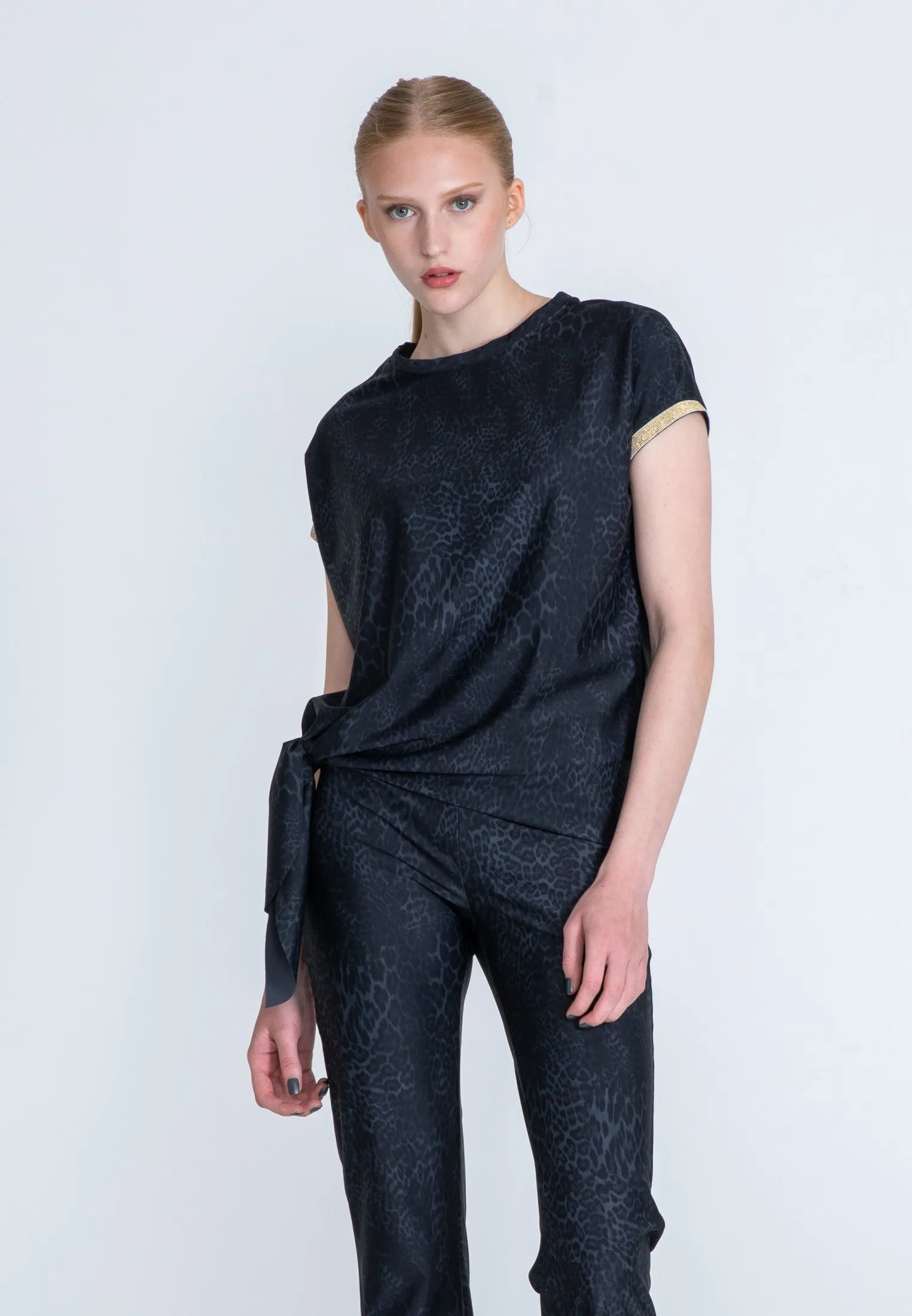 Queen Knot Sport Top Gold - Grey Leo